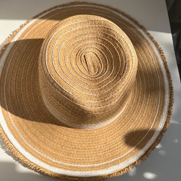 Kensie Straw Beach Hat with Hand painted White Stripes - So Chic! - Picture 4 of 14